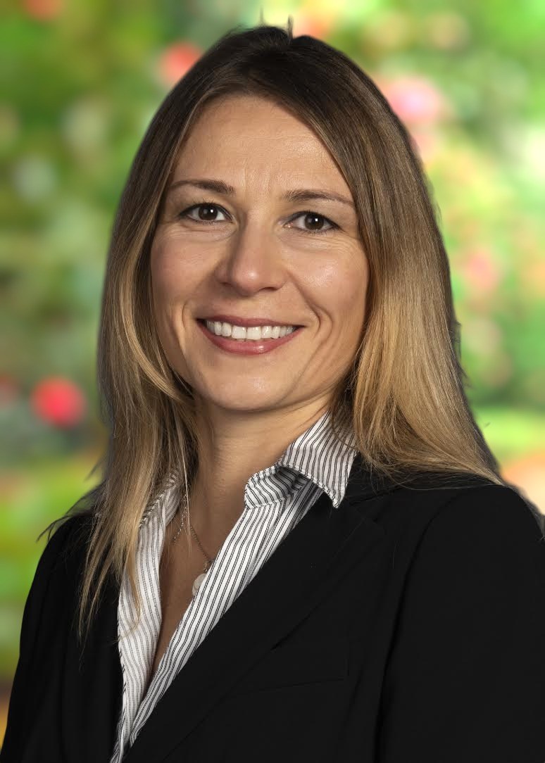 Elena Ghinea, certified hypnotherapist